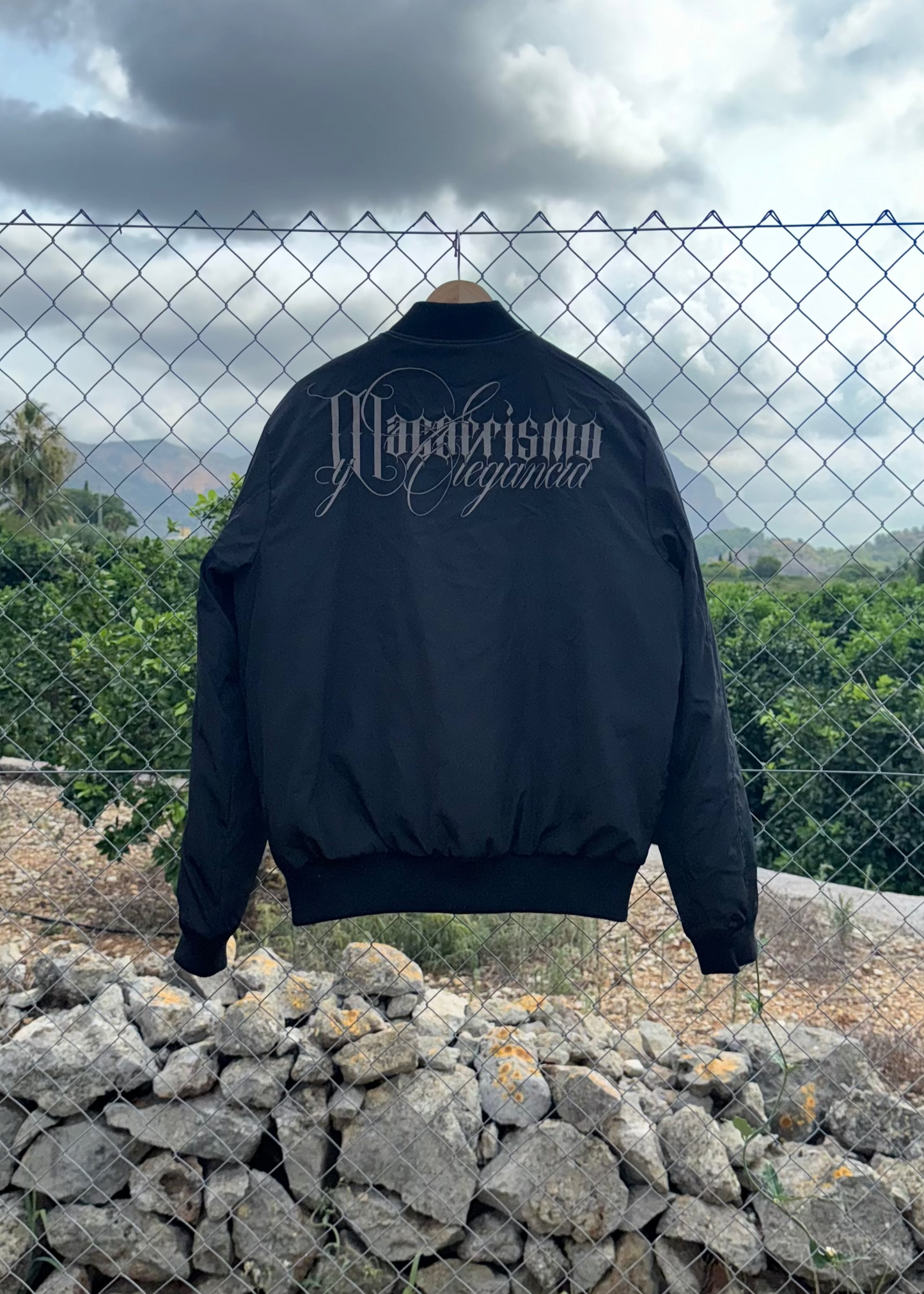 PRE-ORDER CHAQUETA BOMBER MACARRISMO Y ELEGANCIA // DROP #2