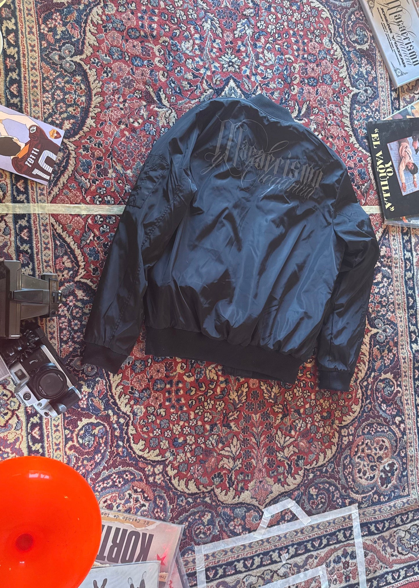 PRE-ORDER CHAQUETA BOMBER MACARRISMO Y ELEGANCIA // DROP #2