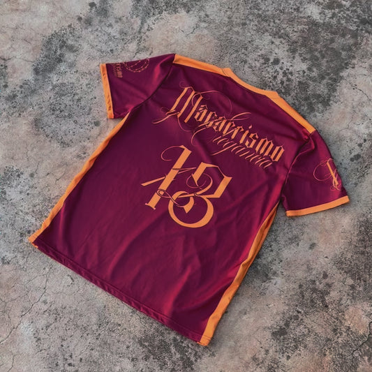 PRE-ORDER CAMISETA FUTBOL ROJA MACARRISMO Y ELEGANCIA DROP #1
